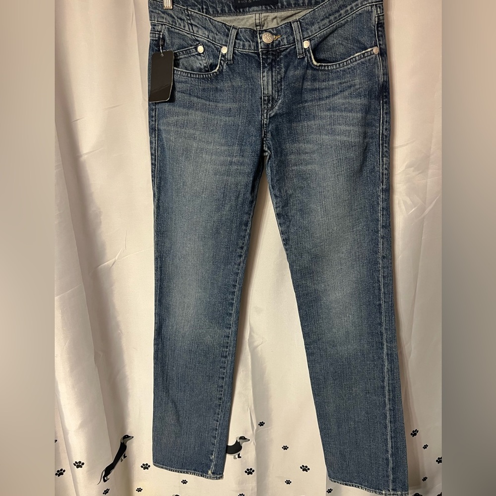 Rock & Republic ladies jeans. NWT. S 30-31. Waist measures 15.5 approximately.